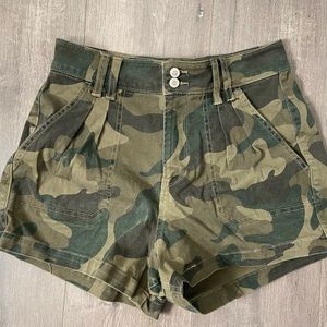 These no longer fit me but they are in perfect conditions and only used once